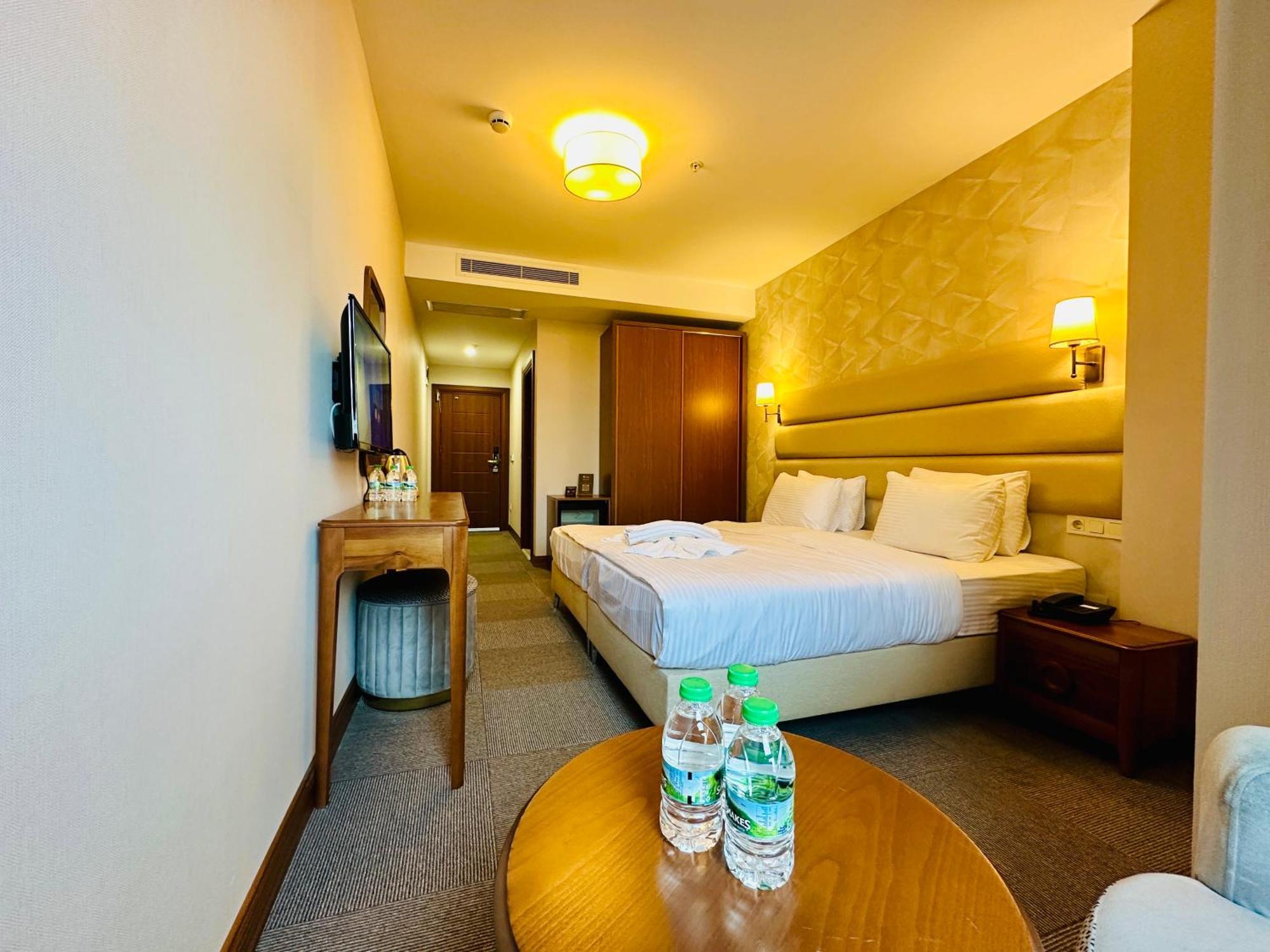 Istanbul Midpoint Hotel Ngoại thất bức ảnh